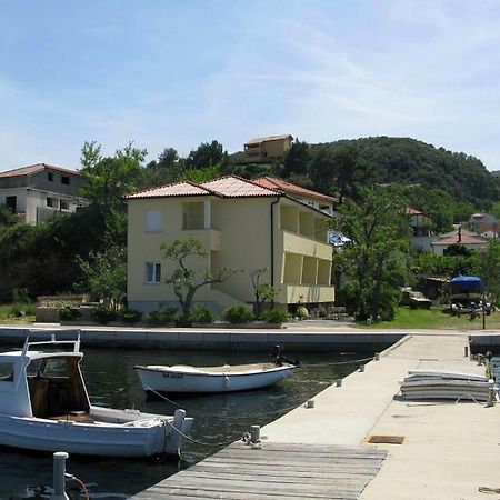 Apartments By The Sea Supetarska Draga - Donja, Rab - 11769 Buitenkant foto