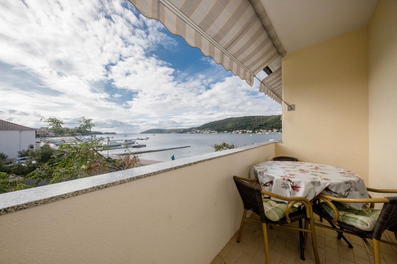 Apartments By The Sea Supetarska Draga - Donja, Rab - 11769 Buitenkant foto