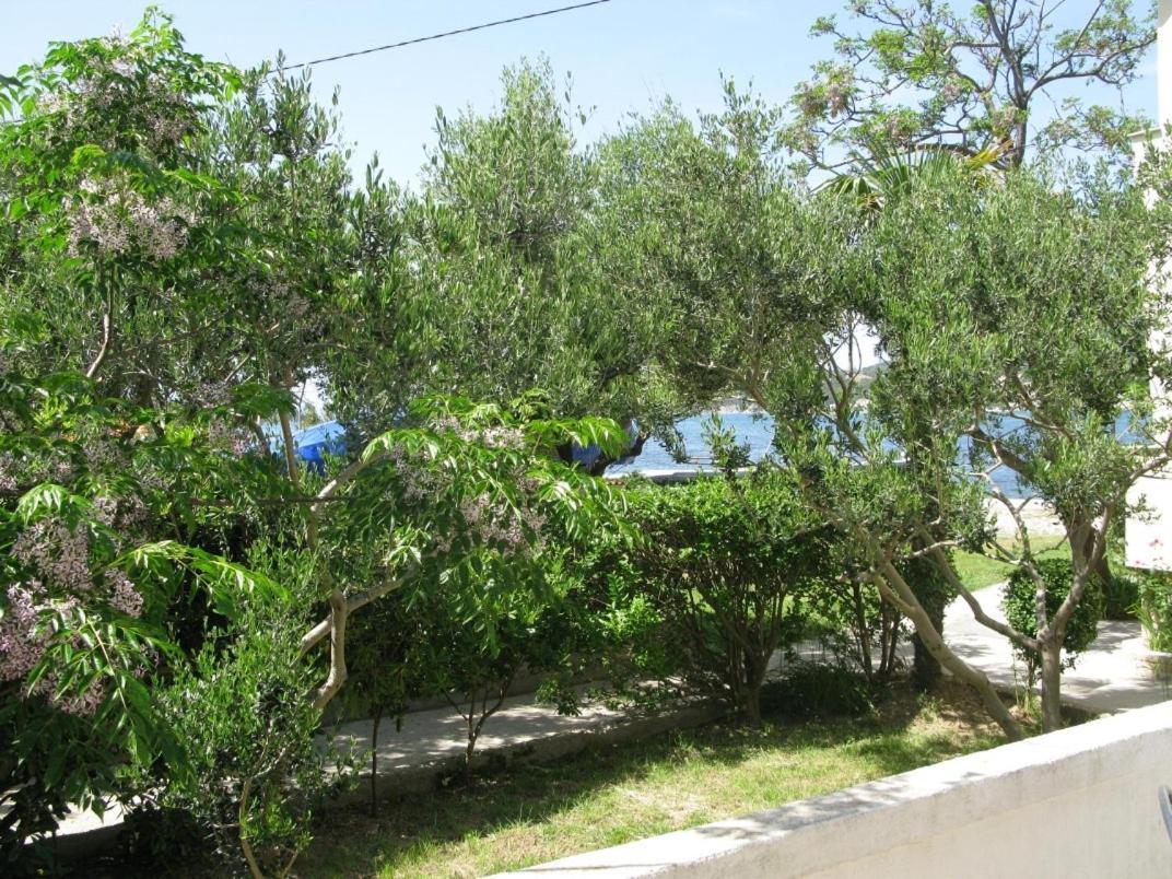 Apartments By The Sea Supetarska Draga - Donja, Rab - 11769 Buitenkant foto
